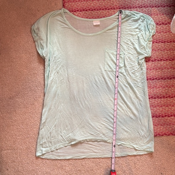 Tresics Light Blue Cuffed-Sleeve Tee – Women’s Medium - Picture 4 of 9